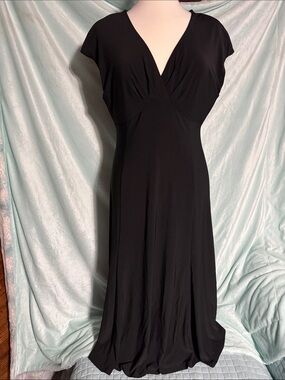 Jones New York Black V-Neck Maxi Dress